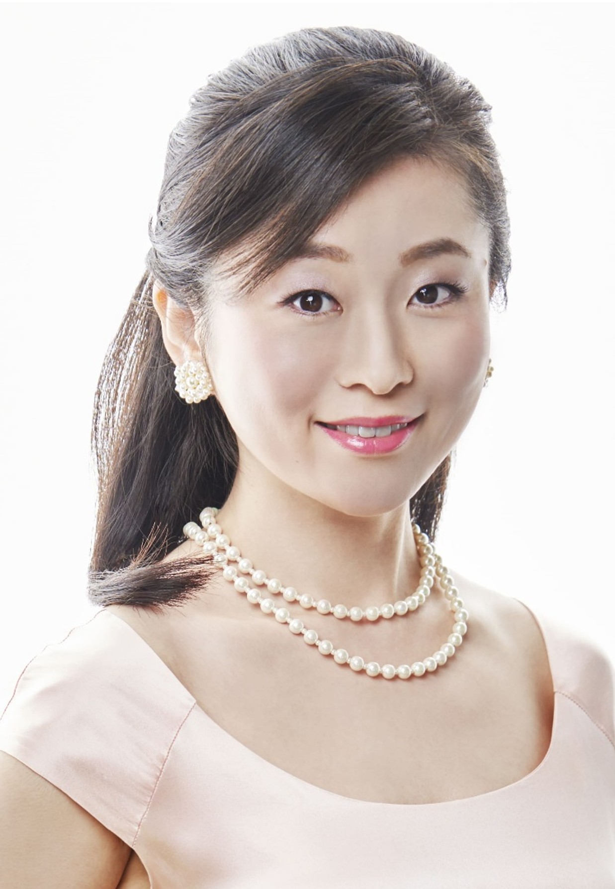 西谷衣代